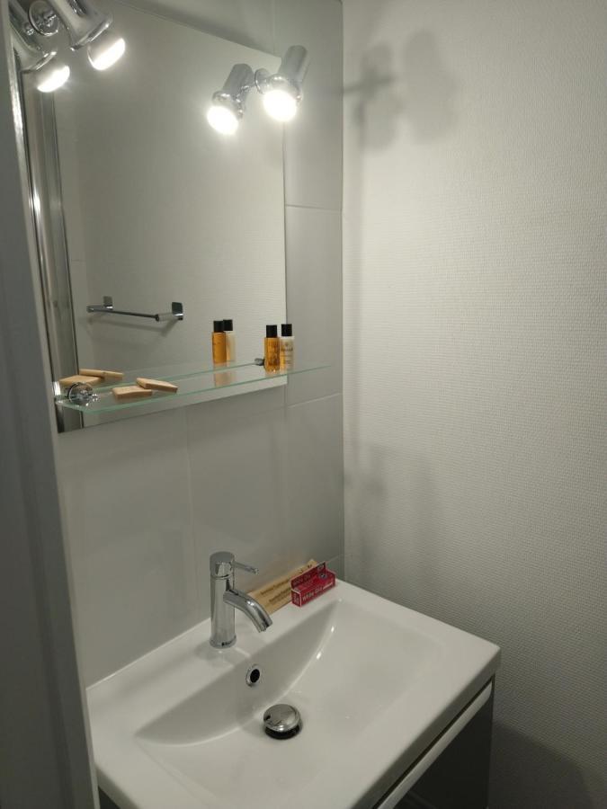 Wallis Yourhosthelper Reims Zewnętrze zdjęcie